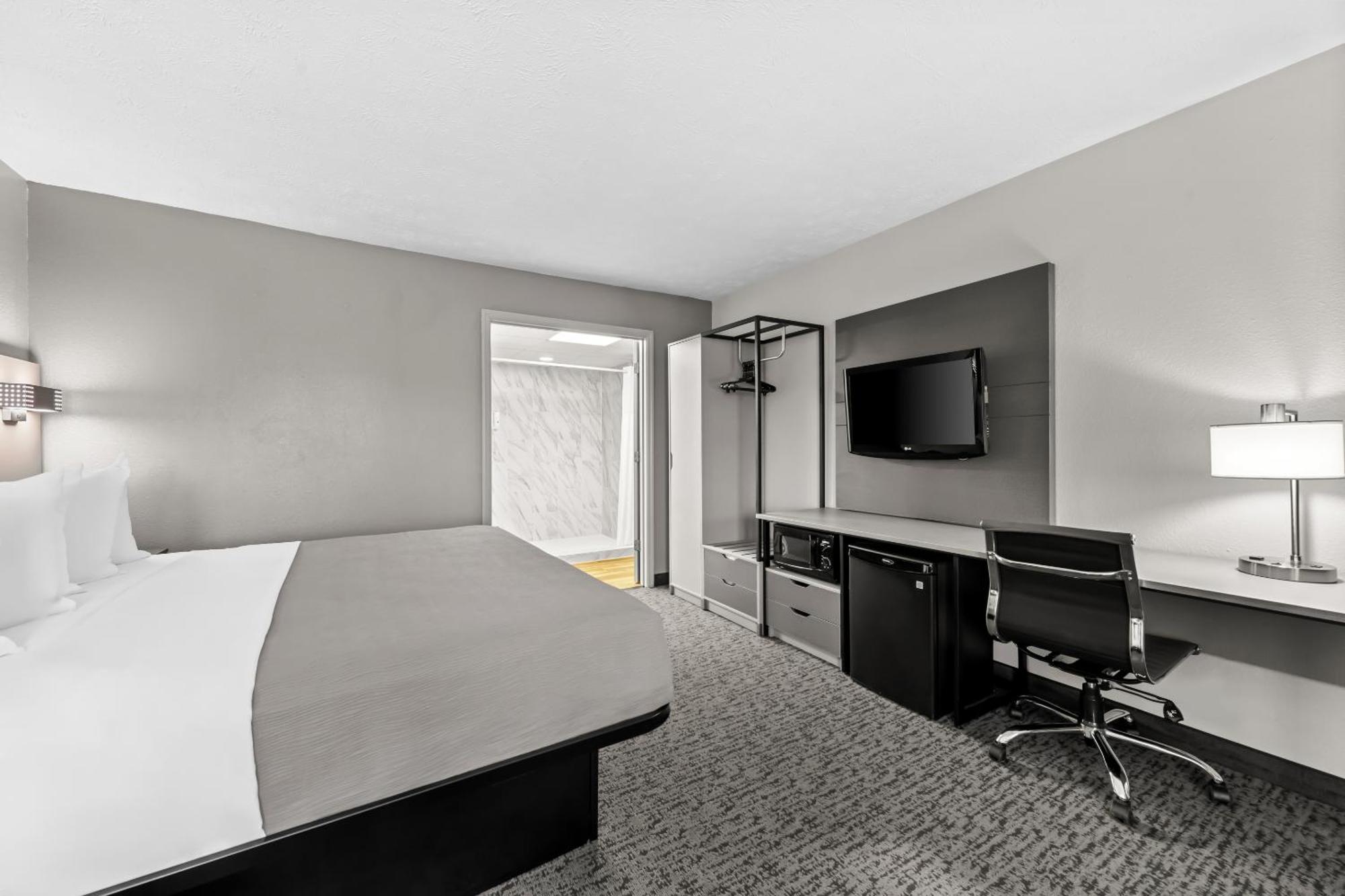 Quality Inn & Suites At Dollywood Lane Pigeon Forge Exterior foto